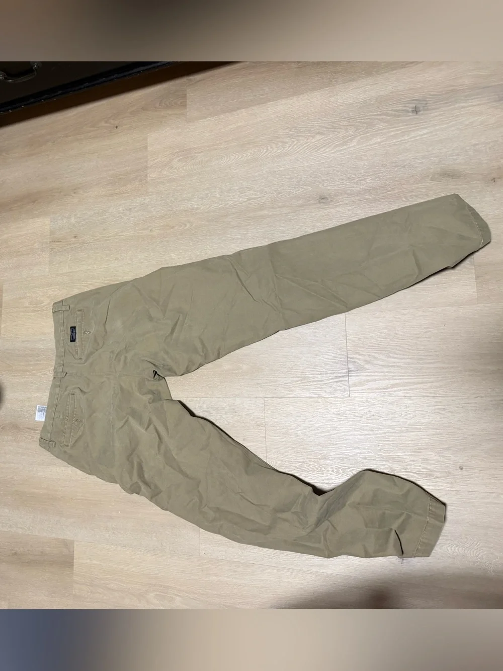 Banana Republic Men's Khaki Chinos - Light Olive Tan